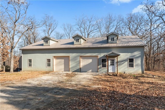 view of front of house featuring a garage