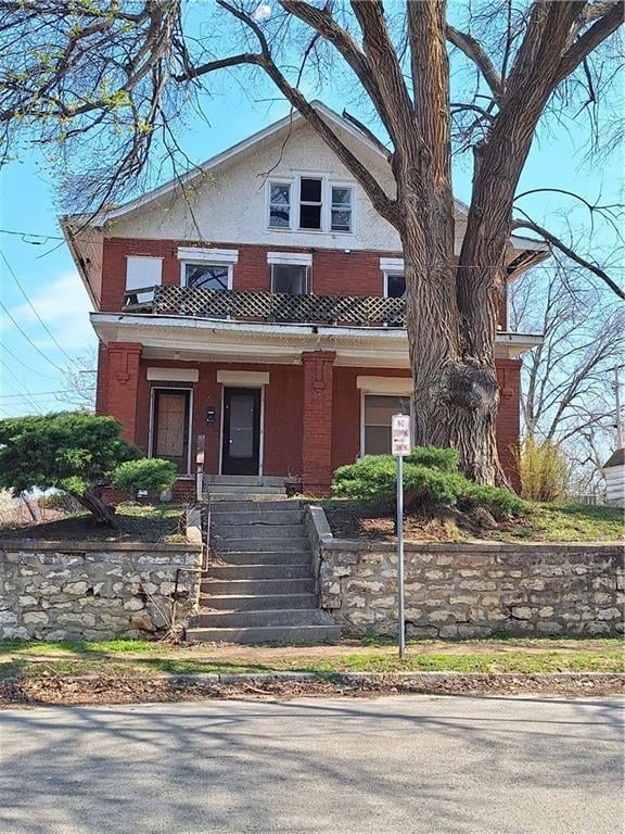 view of front of house