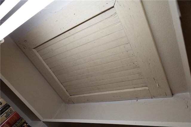 207 N Elm St, Coffeyville, KS 67337 - detailed view