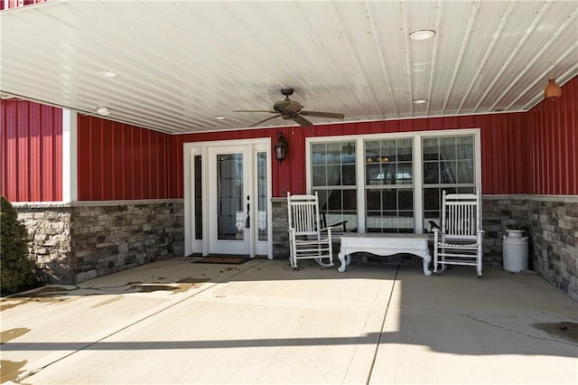 view of patio / terrace featuring ceiling fan