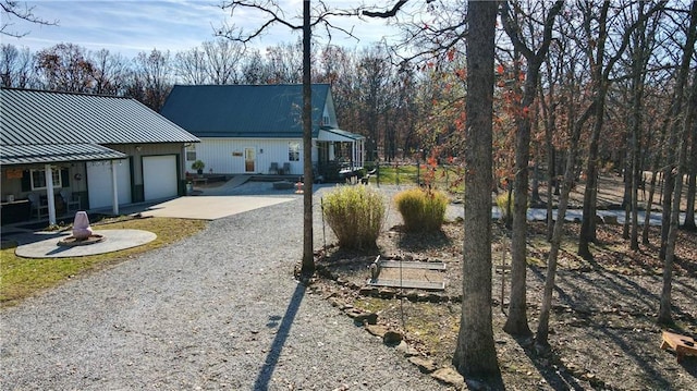 view of yard with a garage