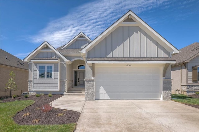 craftsman-style house with a garage