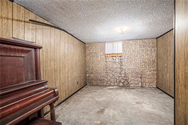 327 Lincoln Dr, Gower, MO 64454 - photo 19