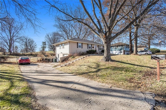 327 Lincoln Dr, Gower, MO 64454 - photo 2