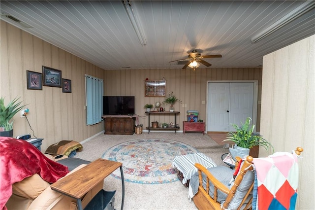 living room featuring ceiling fan