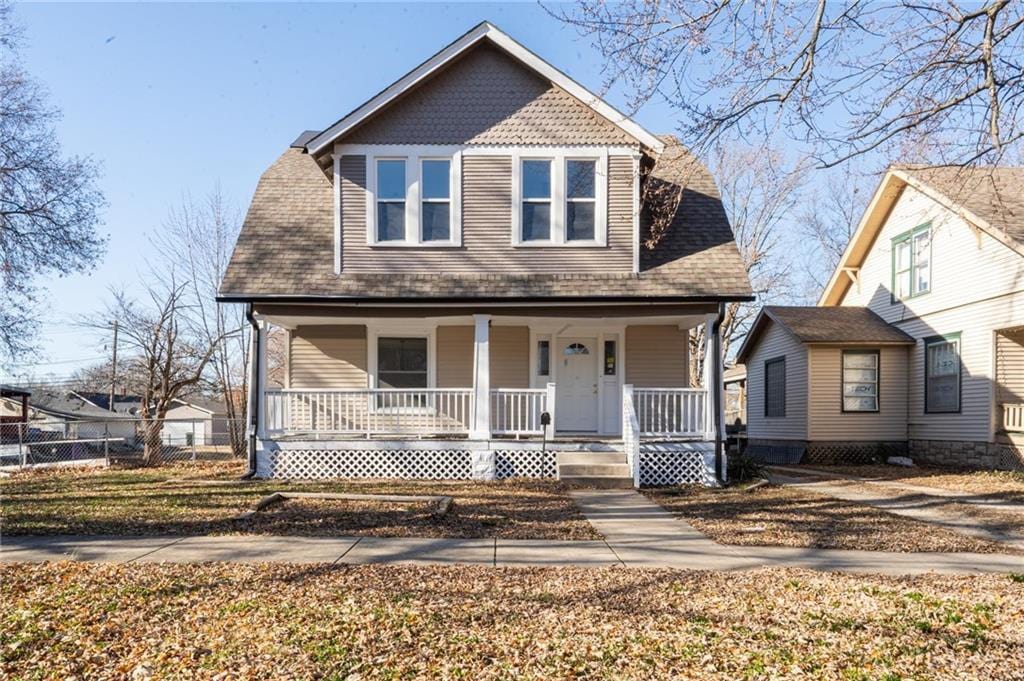 view of front of home featuring a porch