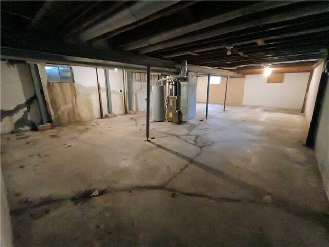 6204 Fairlane Dr, Kansas City, MO 64134 - basement with heating unit and water heater