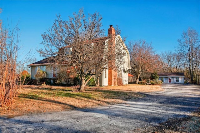 view of front of house