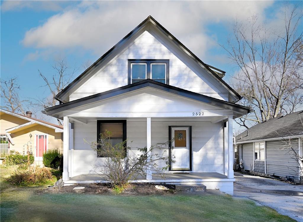 bungalow with a porch