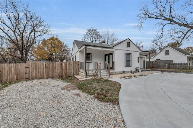 view of front of property