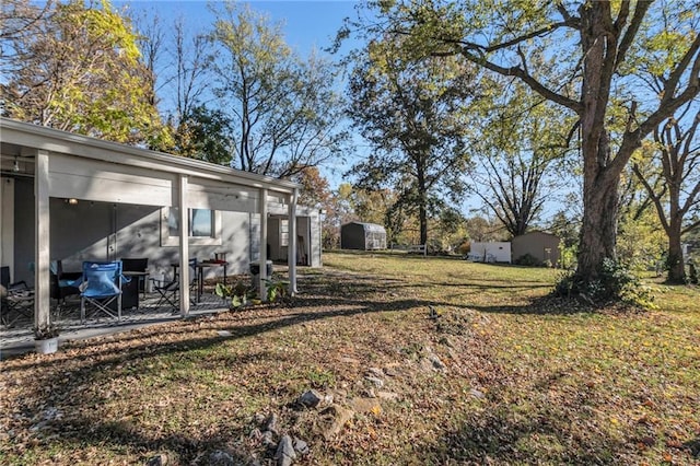 view of yard featuring a patio area