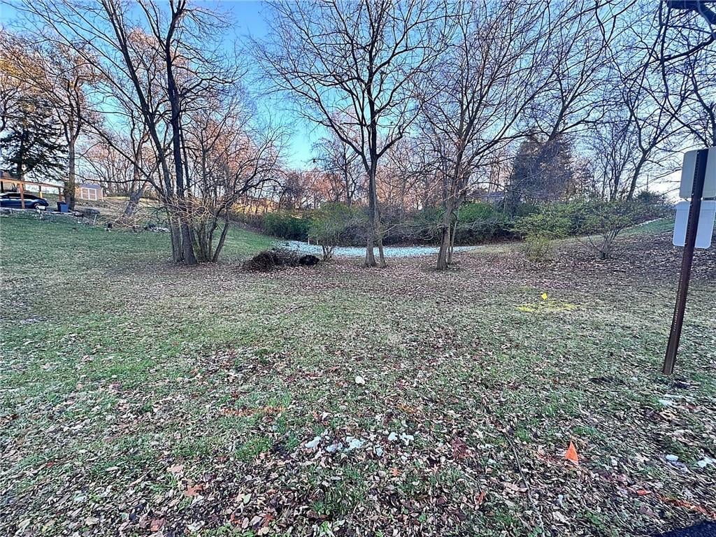 8019 Parkview Ave, Kansas City, KS 66109 - photo 1