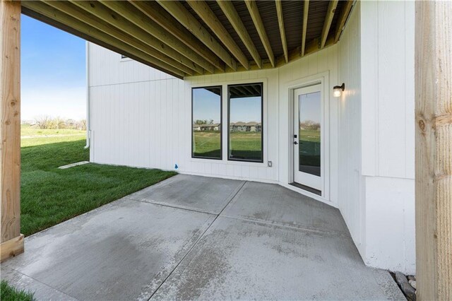 1516 NW 106th St, Kansas City, MO 64155 - view of patio / terrace