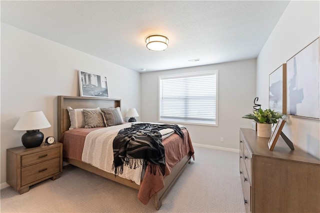 1516 NW 106th St, Kansas City, MO 64155 - bedroom featuring light carpet, visible vents, and baseboards