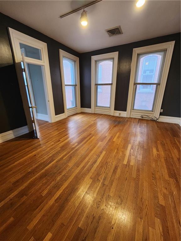 1070 Washington St, Kansas City, MO 64105 - photo 15