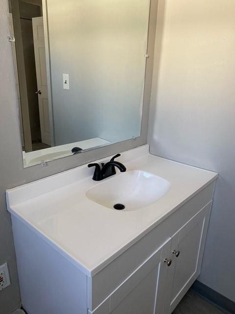 bathroom with vanity