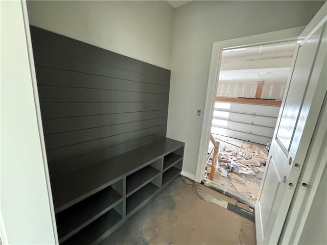 13408 W 178th St, Overland Park, KS 66013 - mudroom featuring concrete flooring