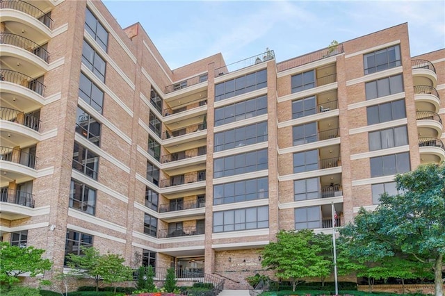 433 Ward Pkwy Unit 3S, Kansas City, MO 64112 - view of apartment building / complex