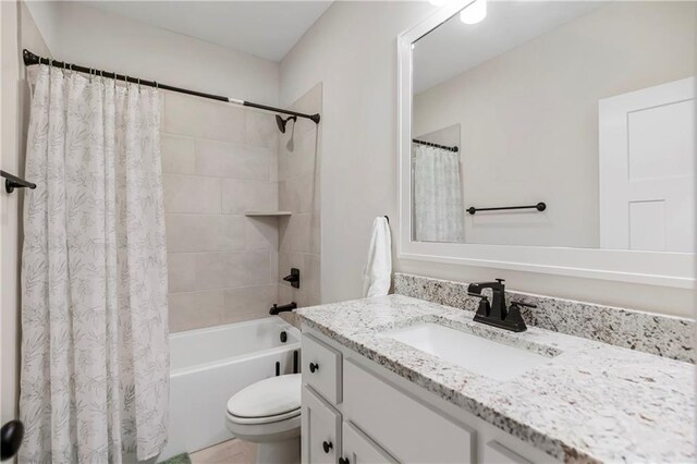 20915 W 190th Ter, Spring Hill, KS 66083 - bathroom with vanity, toilet, and shower / bathtub combination with curtain