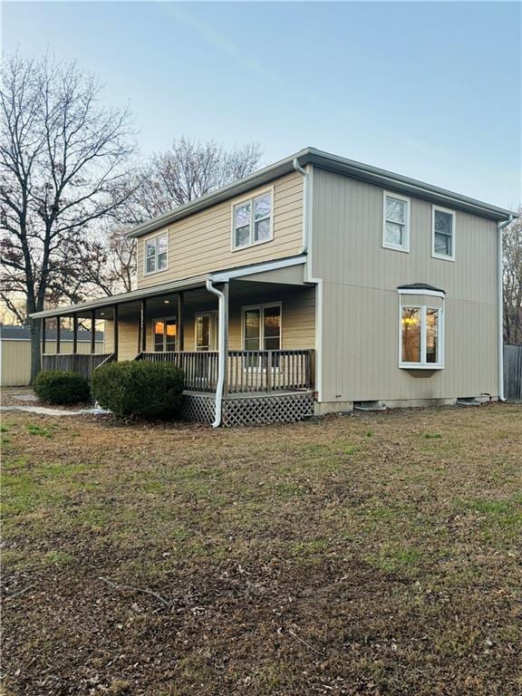 view of front of house with covered porch