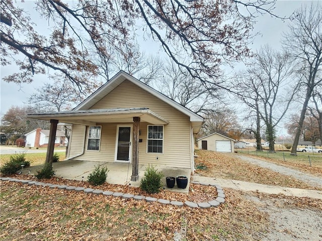 bungalow-style house with covered porch