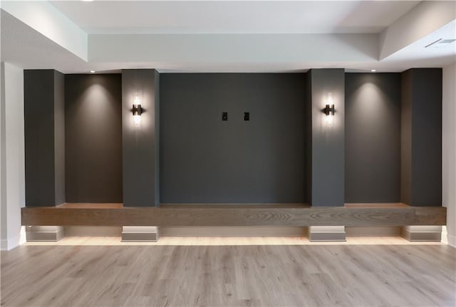 21513 W 80th Ter, Shawnee, KS 66220 - view of building lobby