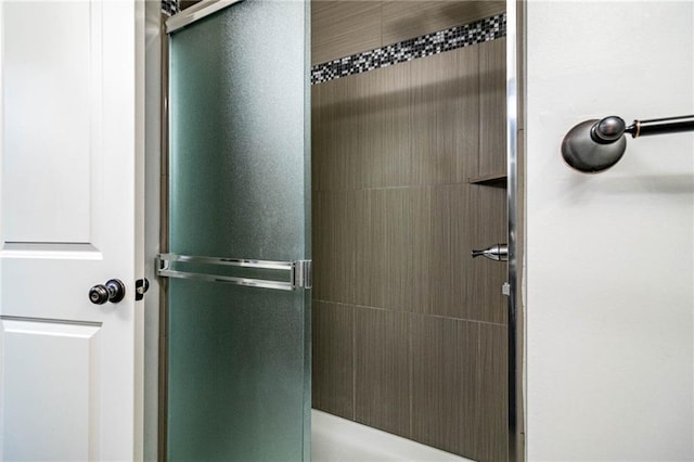 bathroom featuring walk in shower