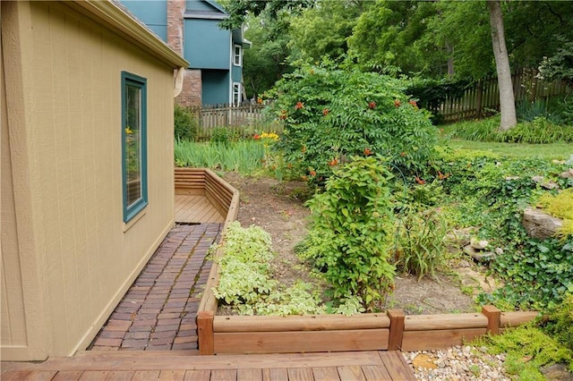 22812 E Bradford Ln, Blue Springs, MO 64015 - view of yard