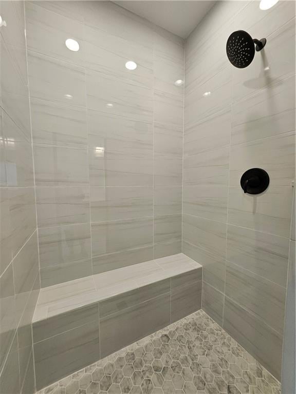 14608 Aspen Cir, Basehor, KS 66007 - full bathroom with tiled shower, tile patterned flooring, and recessed lighting
