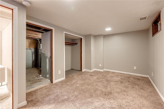 unfurnished bedroom featuring carpet floors