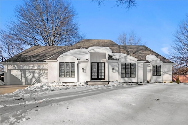 view of front of home with a garage