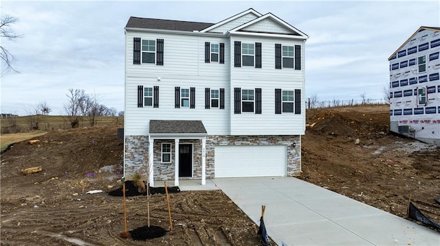 view of front facade featuring a garage