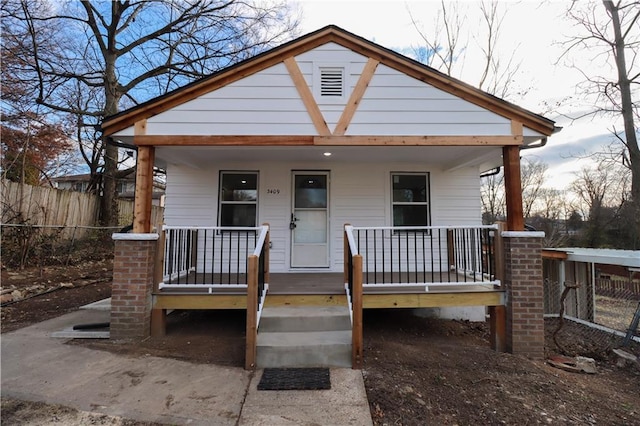 bungalow featuring covered porch