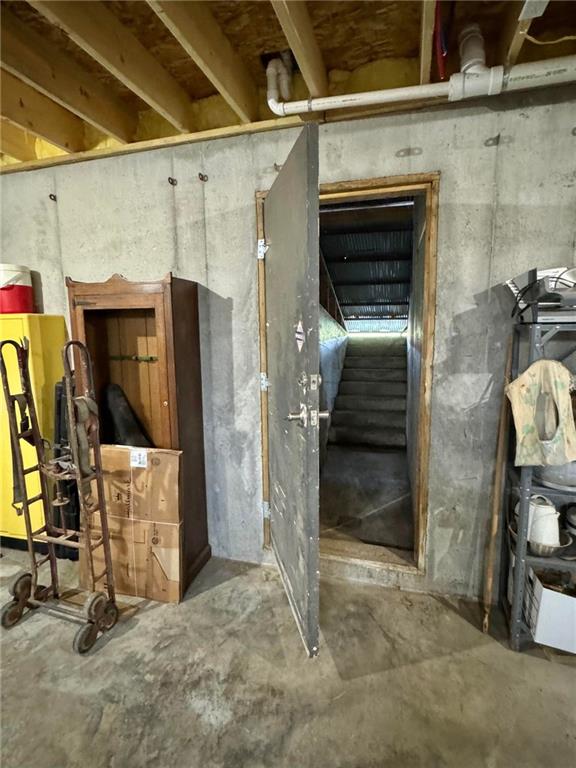 misc room featuring concrete floors