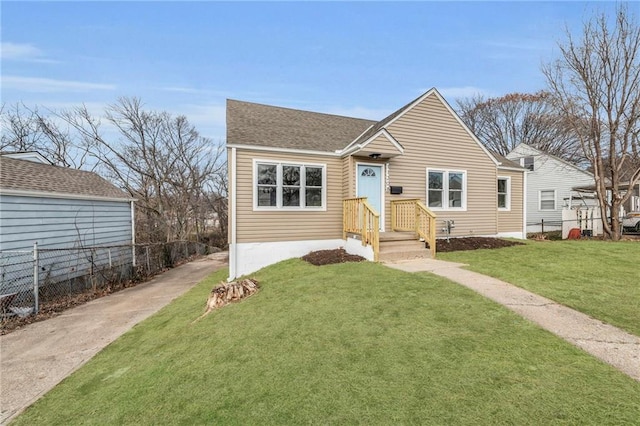 view of front of house with a front yard