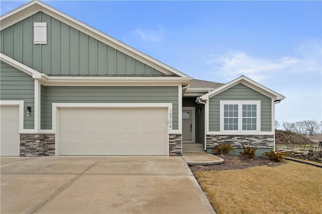 craftsman inspired home featuring a garage