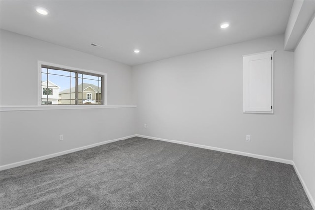 empty room with carpet