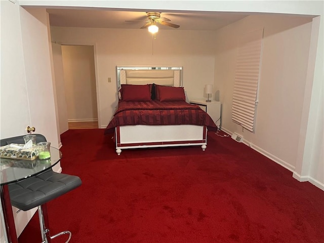 bedroom featuring carpet and ceiling fan