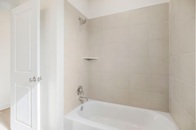 4102 W 158th Ter, Overland Park, KS 66224 - full bath featuring shower / washtub combination