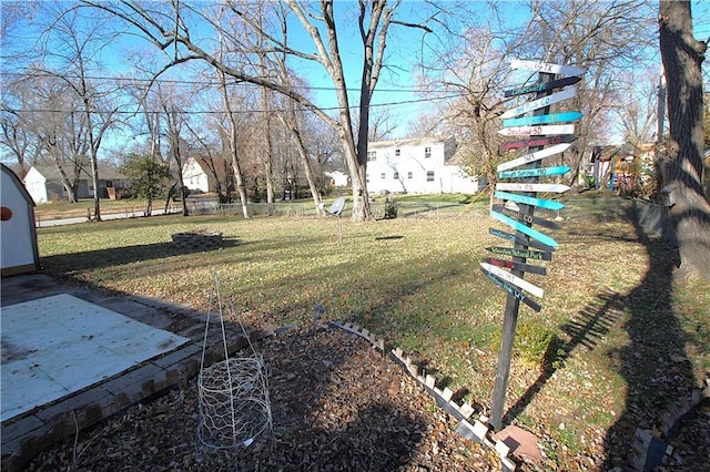 view of yard with a patio