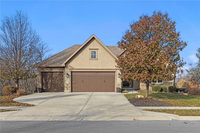 view of front facade with a garage