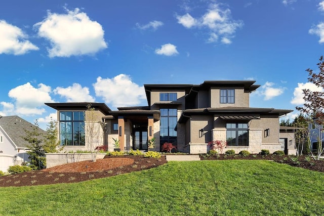21359 W 93rd Ct, Lenexa, KS 66220 - prairie-style house featuring stucco siding and a front yard