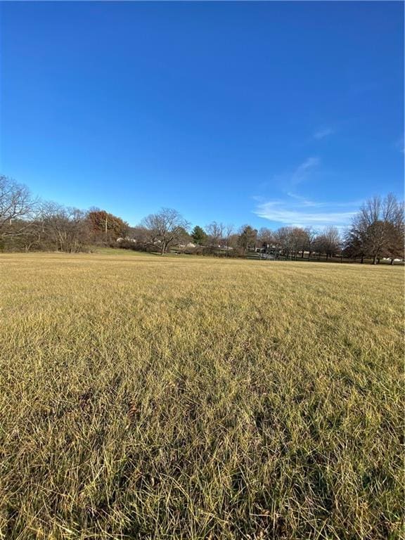 Tudor Rd, Lees Summit, MO 64086