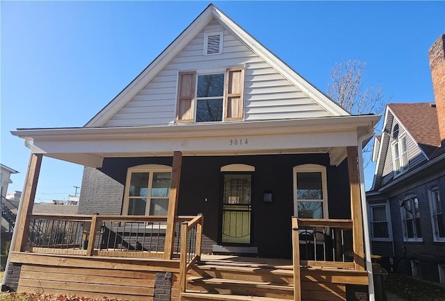 view of front facade with a porch