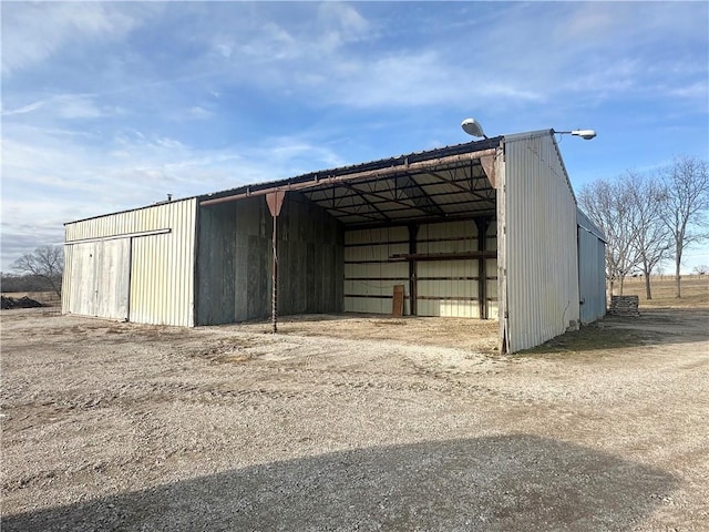 view of outbuilding