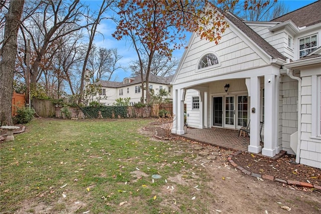 view of yard with a patio