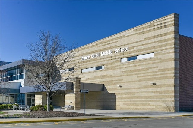 view of building exterior