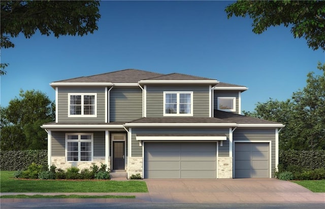 view of front facade featuring a garage