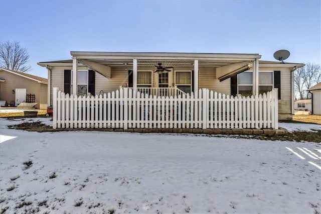 view of front of house with covered porch