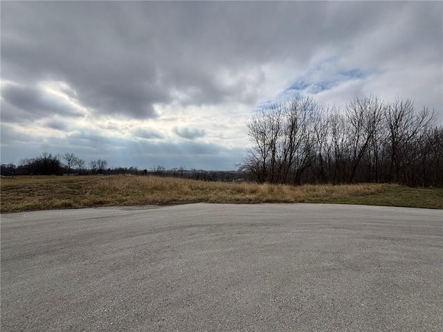 3200 Pear St, Saint Joseph, MO 64503 - photo 2